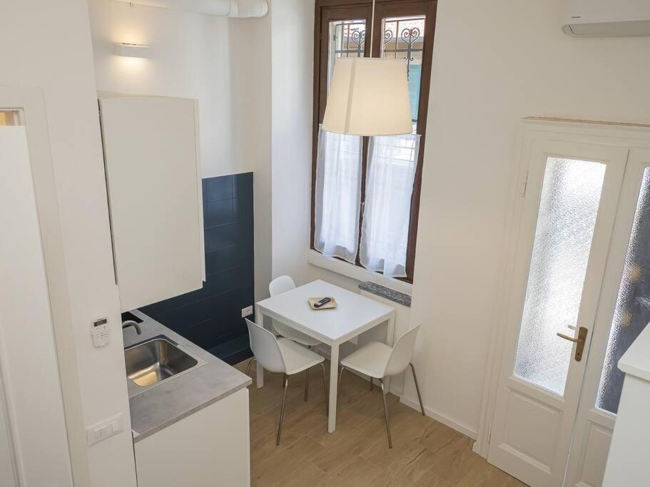 Ferienwohnung Youhosty - Accademia 53 Quinto Mailand Exterior foto