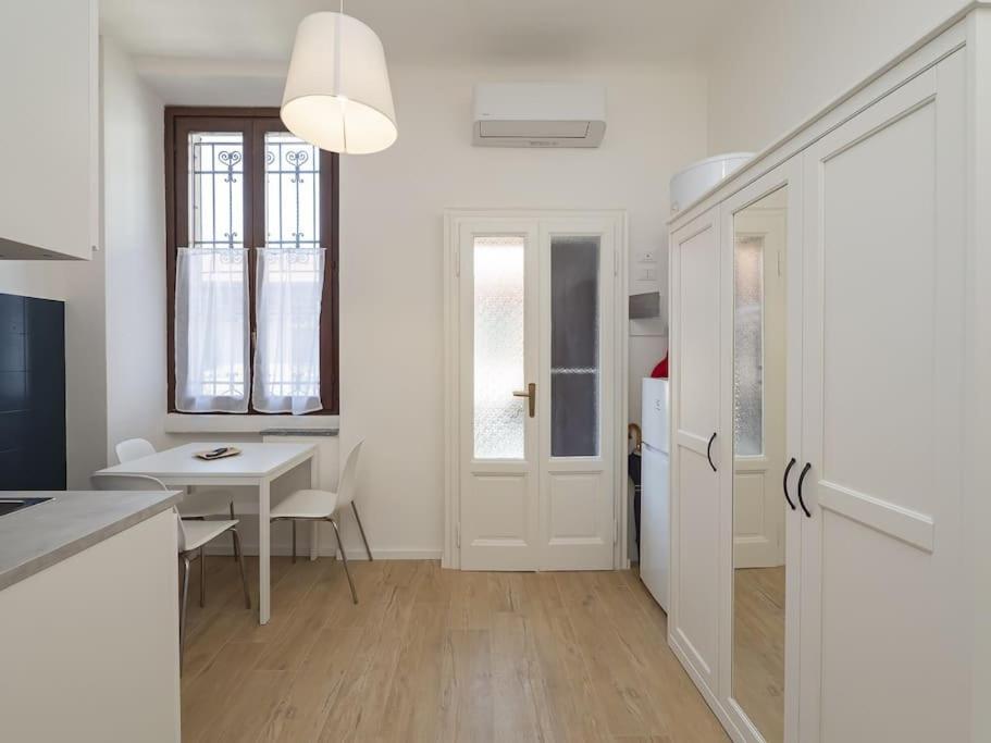 Ferienwohnung Youhosty - Accademia 53 Quinto Mailand Exterior foto